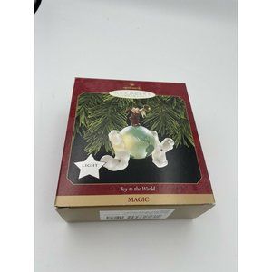 Hallmark Joy to the World Magic 1997 Lighted